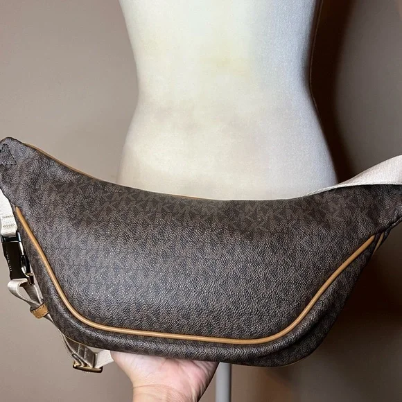 Michael Kors Kenly Medium Waist Pack Crossbody Signature Brown - Picture 9 of 15